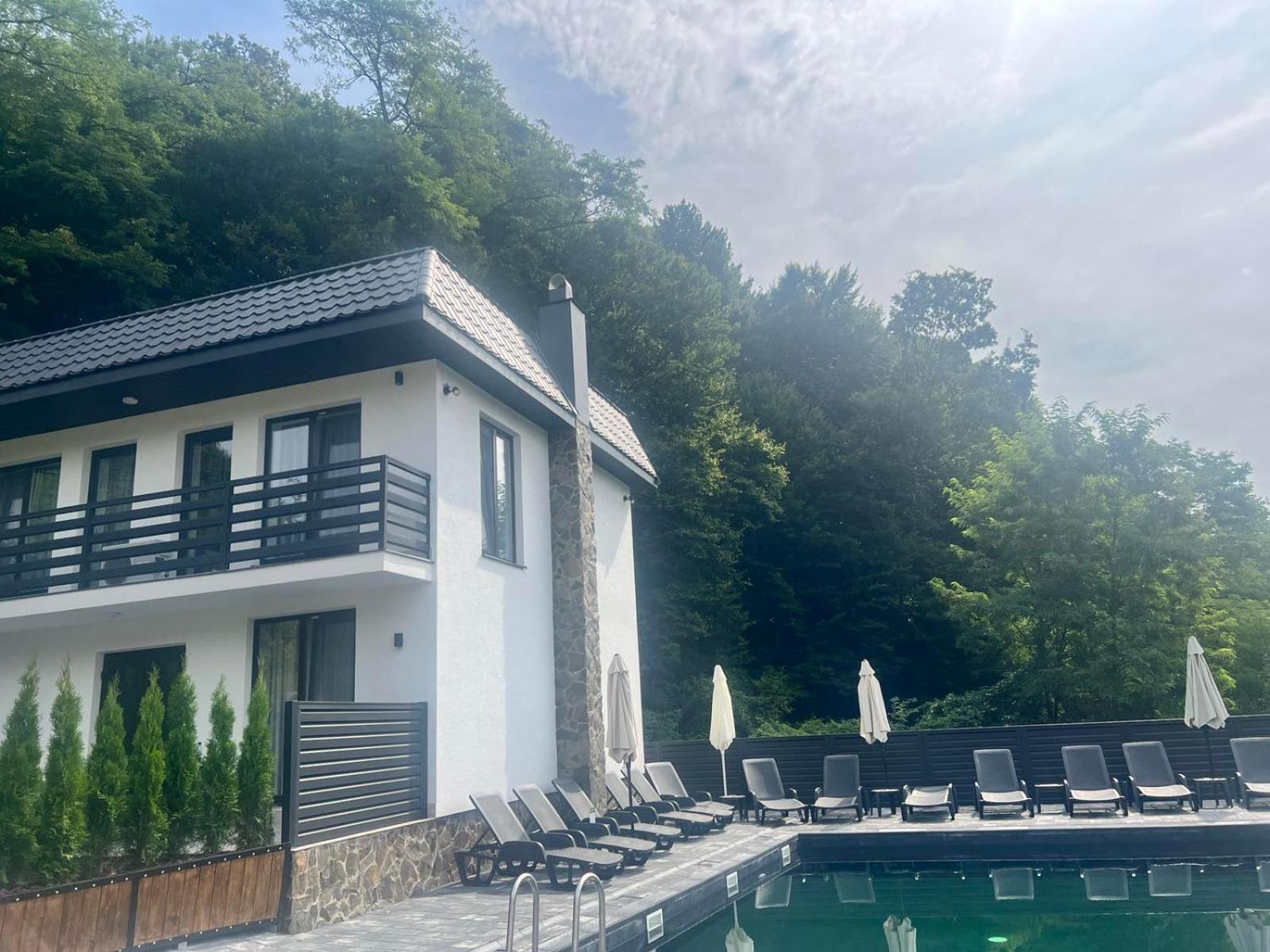 Stupari Hotel Saján Kültér fotó