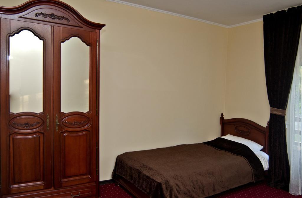 Stupari Hotel Saján Szoba fotó