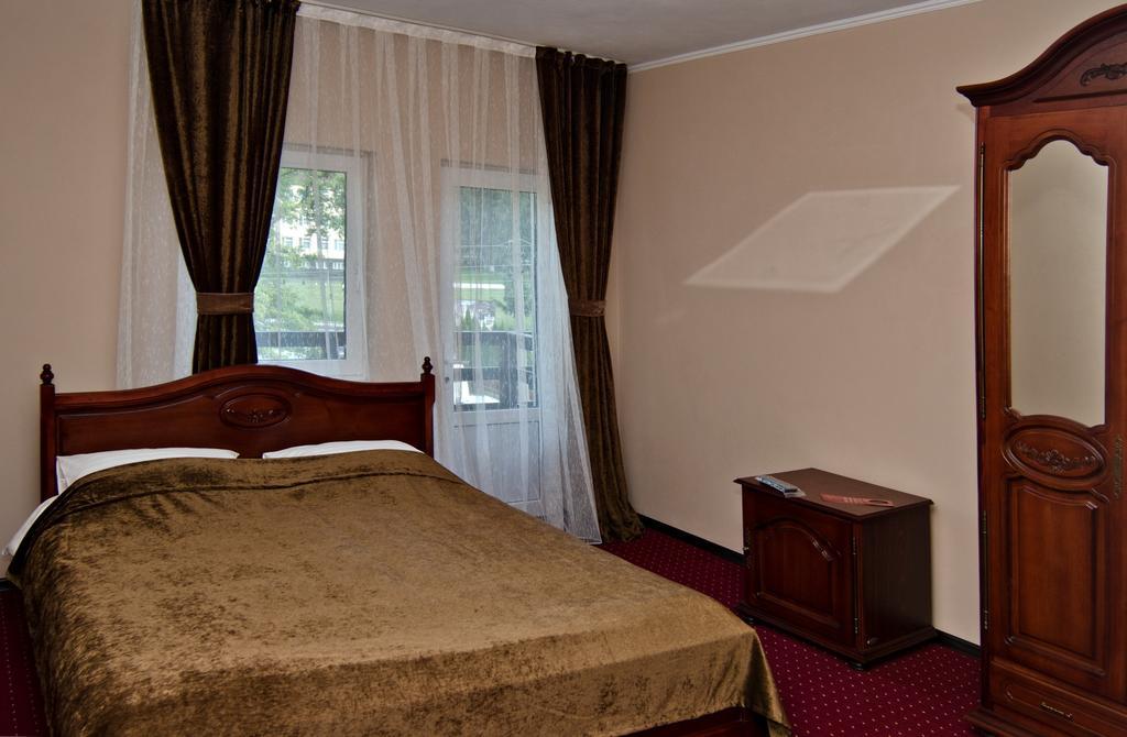 Stupari Hotel Saján Szoba fotó
