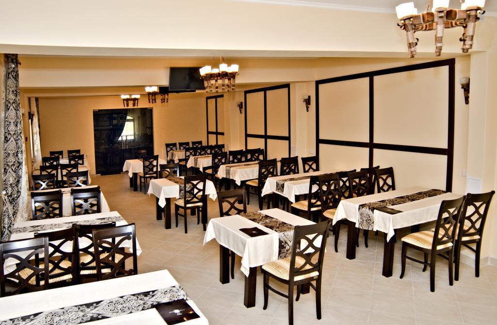 Stupari Hotel Saján Kültér fotó