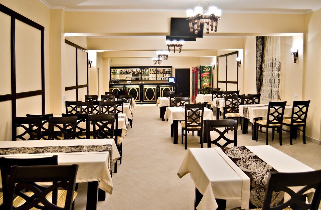 Stupari Hotel Saján Kültér fotó
